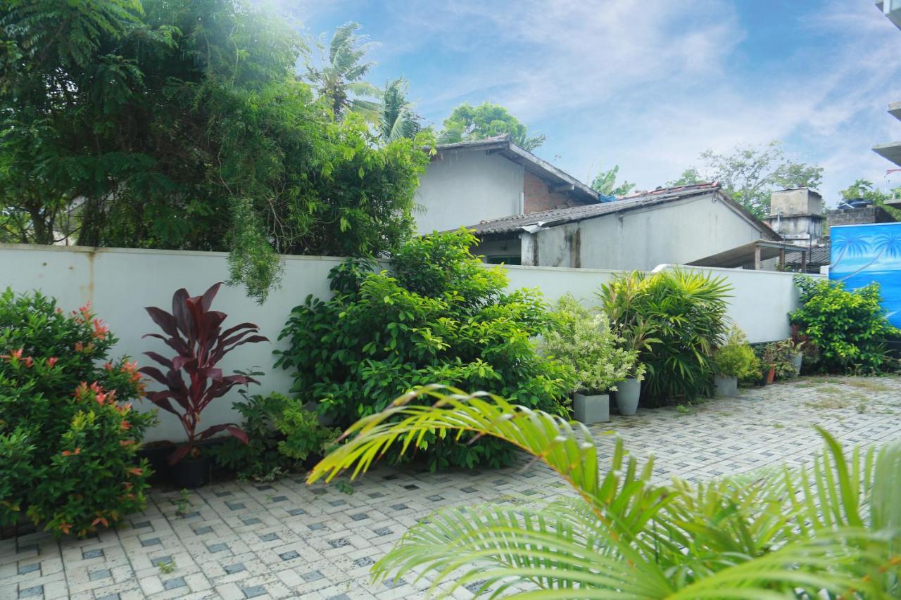 Royal Rich Villa Ambalangoda  Buitenkant foto