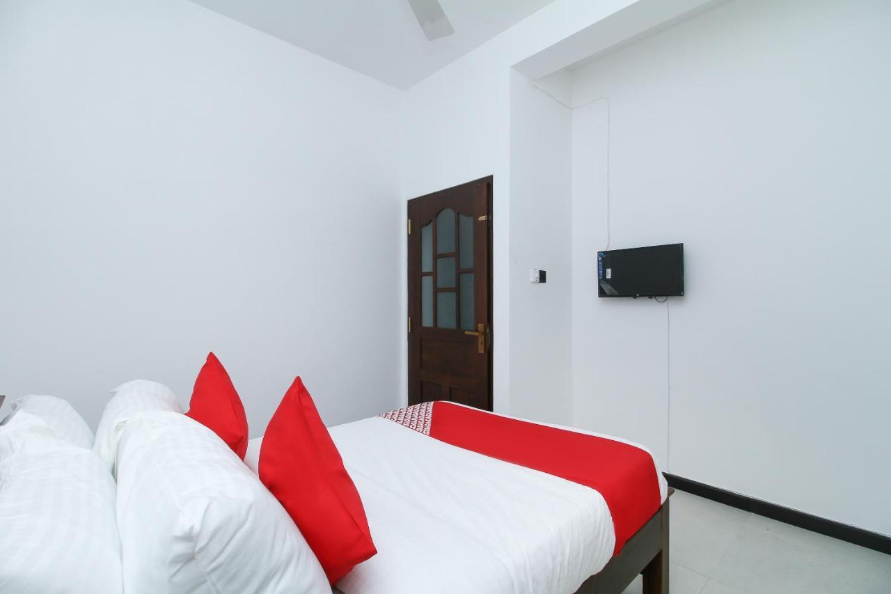 Royal Rich Villa Ambalangoda  Buitenkant foto