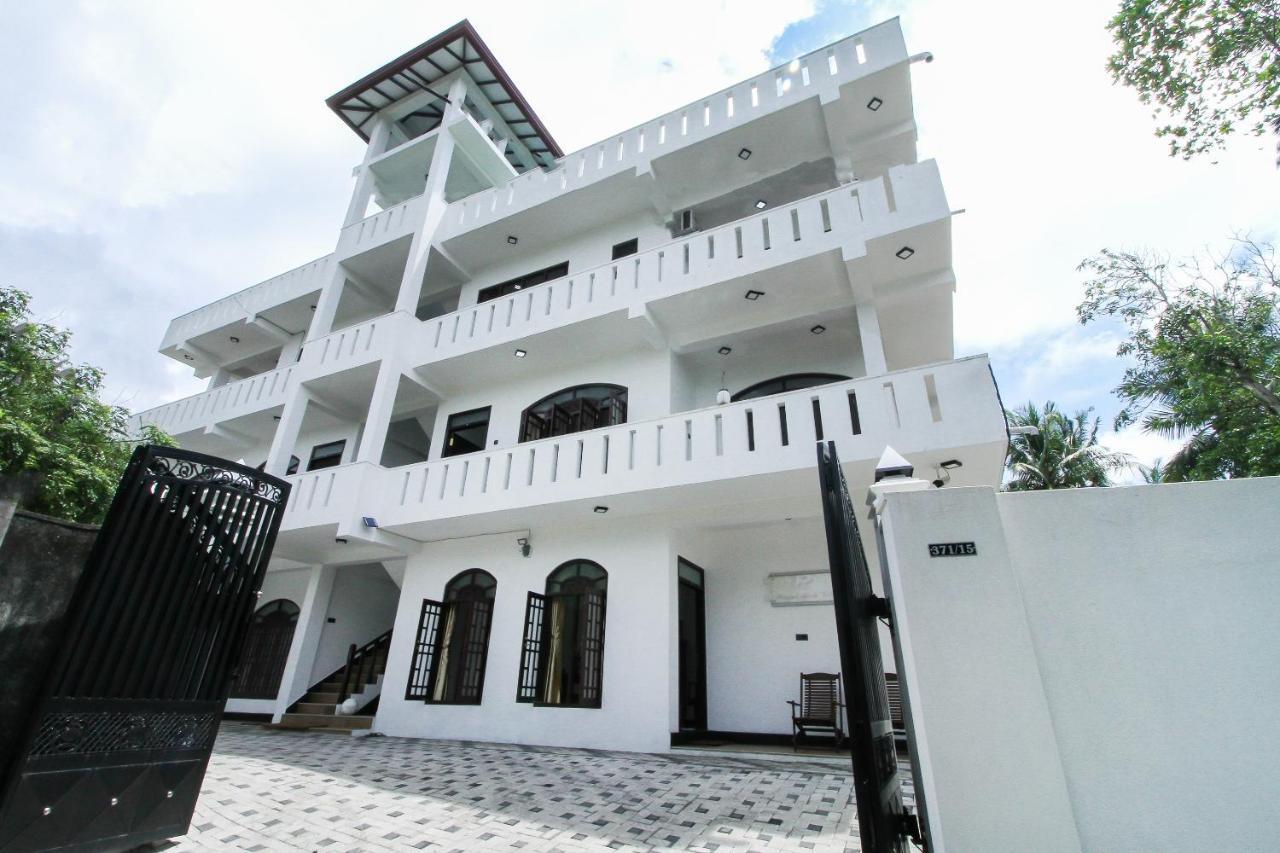Royal Rich Villa Ambalangoda  Buitenkant foto