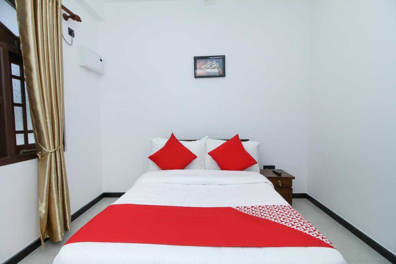 Royal Rich Villa Ambalangoda  Buitenkant foto